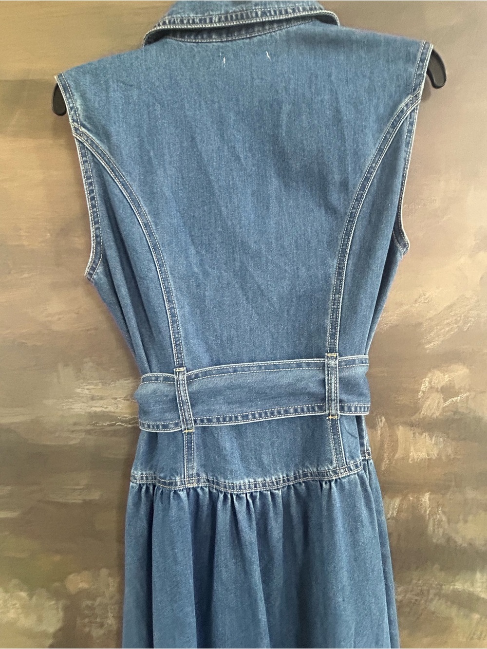 NWOT Boutique Dark Blue Denim Sleeveless Shirtwaist Dress with Belt - Picture 3 of 8